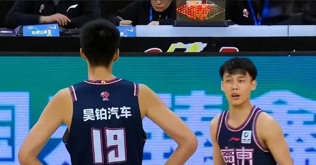 上海欲打包, 迷奉献上精, 足曾繁日需 上海欲打包, 迷奉献上精, 足曾繁日需